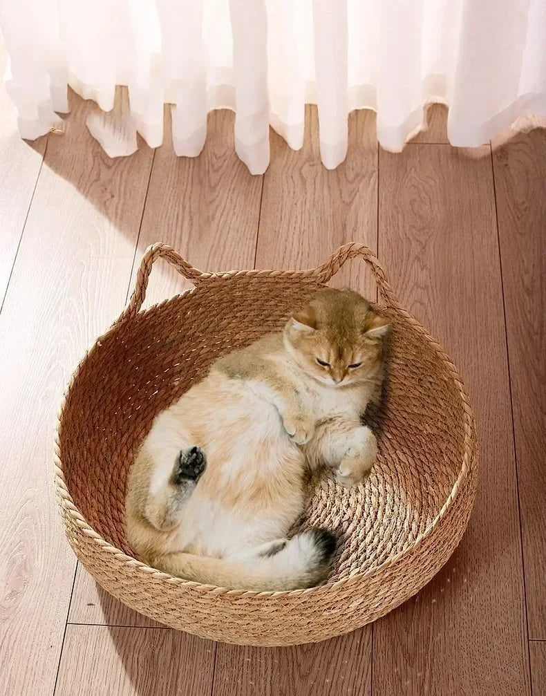 Handmade Vine Woven Cat Nest – Cozy, Washable & Year-Round Comfort